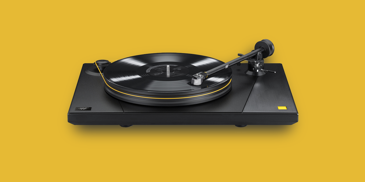 The MoFi Ultradeck: We Review The New Turntable From Mobile Fidelity