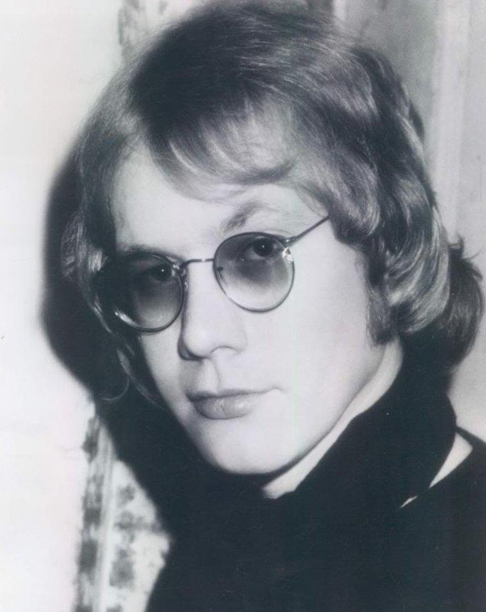 A Warren Zevon Primer: Explore The Songs Of A Skilled Songwriter